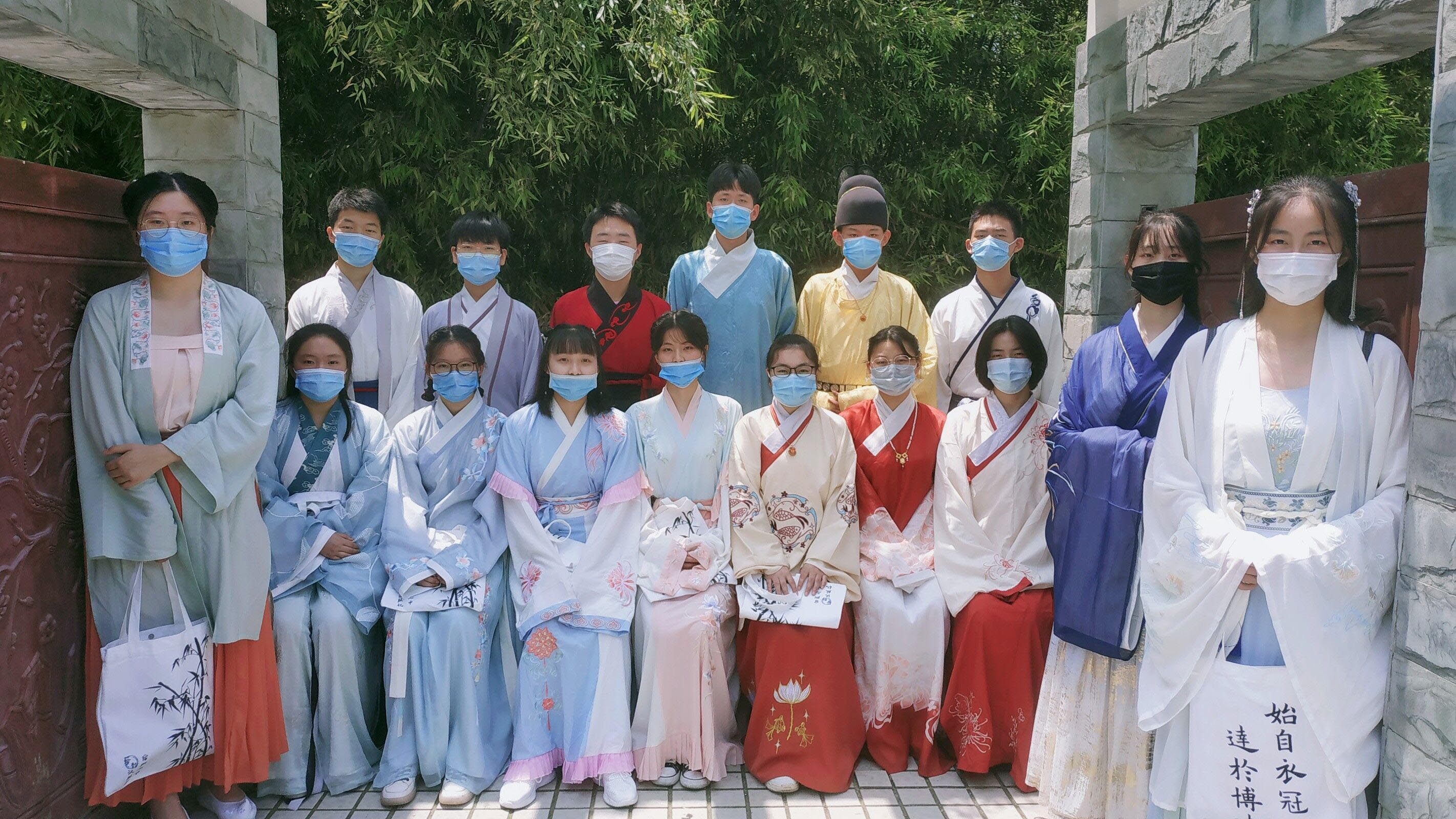 宿州二中蕲韵汉服社必定不忘初心,继续积极开展汉服文化活动,使